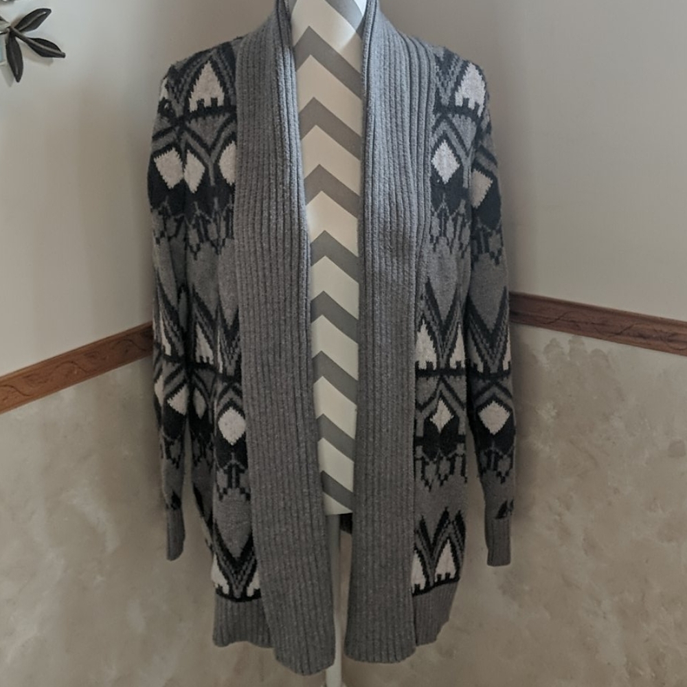 Old Navy sweater cardigan size large